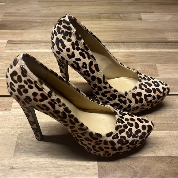 KELSI by Kelsi Dagger Brette Leopard Print Platform Pump size 7.5 - Picture 4 of 9